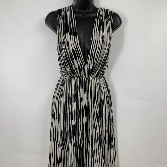 Alice + Olivia Women's Lexa V Neck 100% Silk Ruched‎ Maxi Dress Size 2 NWT $595 - Picture 7 of 16